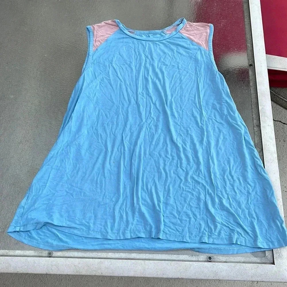 United by Blue super soft top size L